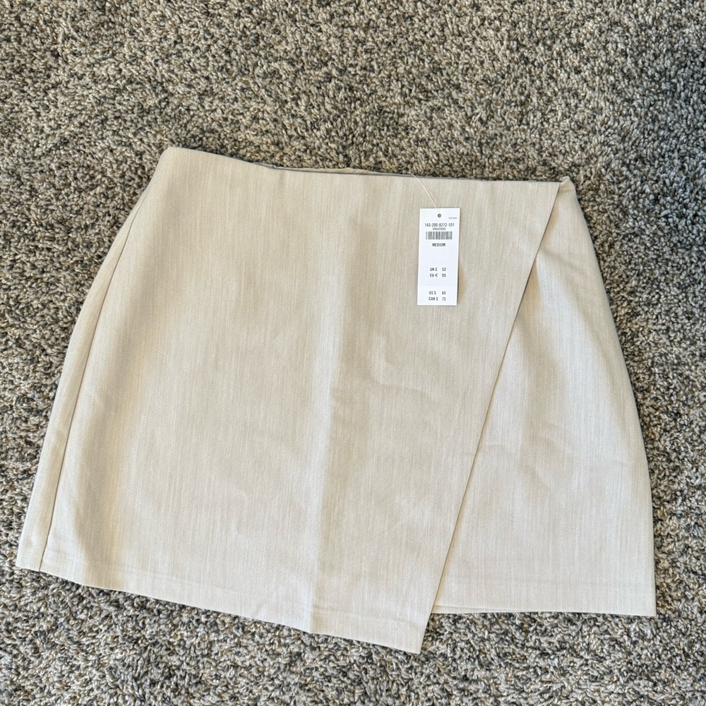 NEW Abercrombie Skort